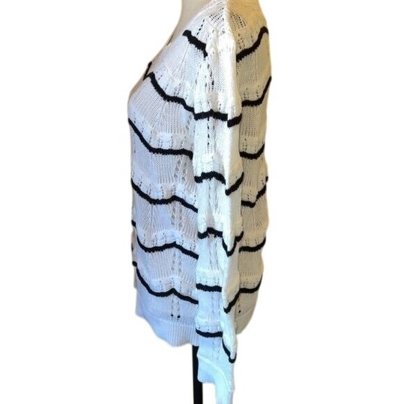 Skies Are Blue Open-Knit White & Black Striped Long Sleeve Sweater Womens Size L - Picture 5 of 13